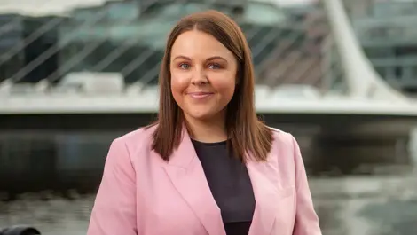 AI freezes graduate hiring, threatening future leaders